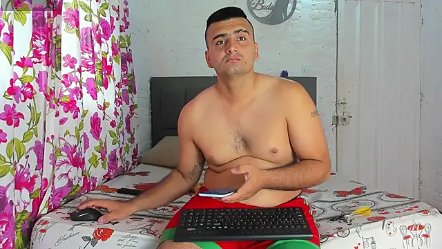 Snapshot of fire_lovex chatting on November 2025 11:43:02 AM fire lovex online show from November 2025 11:43:02 AM