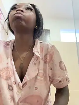 EmilyKisx online show from October 2025 02:07:02 PM