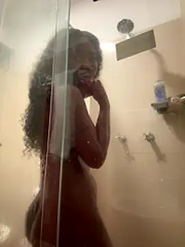 EmilyKisx online show from December 2025 10:10:02 AM