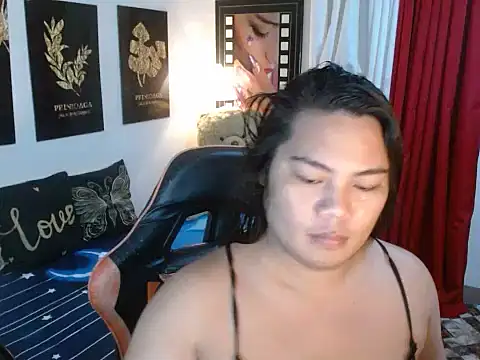 Snapshot of TSbrianaHugeCock chatting on November 2025 08:58:01 PM TSbrianaHugeCock online show from November 2025 08:58:01 PM