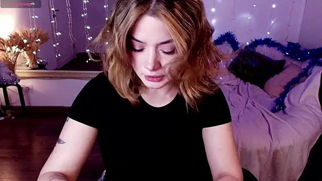 Snapshot of Dark_Moni chatting on December 2025 02:50:01 AM Dark Moni online show from December 2025 02:50:01 AM