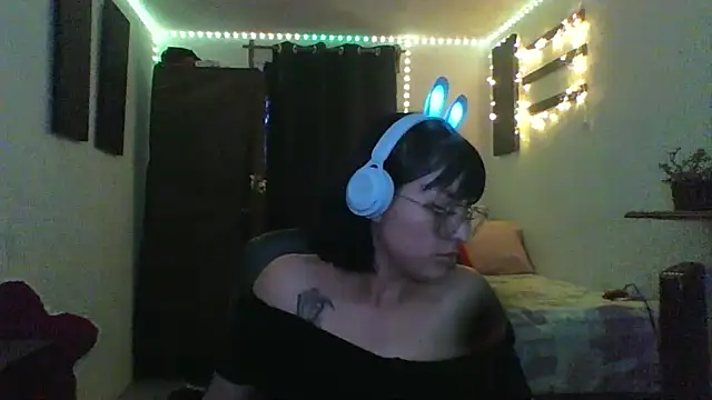 jenmarquez  online show from December 2025 11:54:01 PM