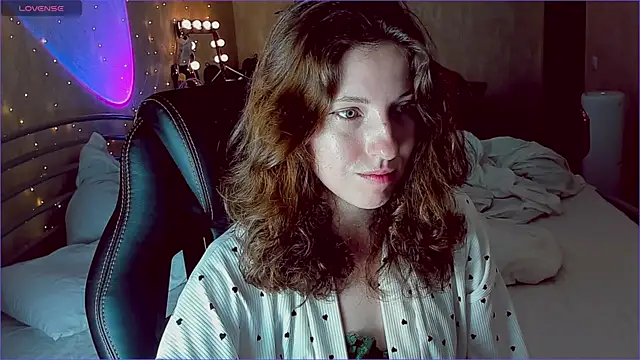 Snapshot of Agata_in_Wonderland chatting on September 2025 04:17:01 PM Agata in Wonderland online show from September 2025 04:17:01 PM