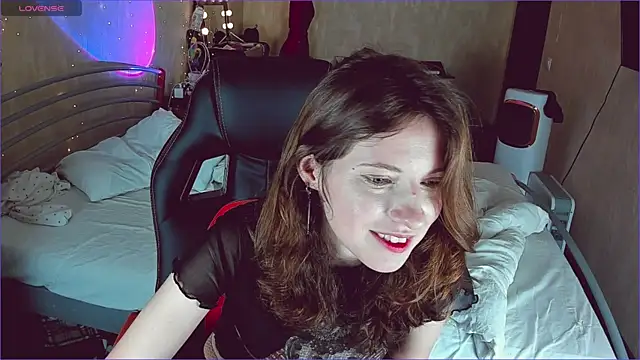 Snapshot of Agata_in_Wonderland chatting on September 2025 09:36:01 PM Agata in Wonderland online show from September 2025 09:36:01 PM