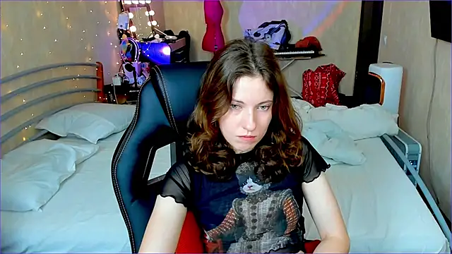 Snapshot of Agata_in_Wonderland chatting on September 2025 12:34:01 AM Agata in Wonderland online show from September 2025 12:34:01 AM