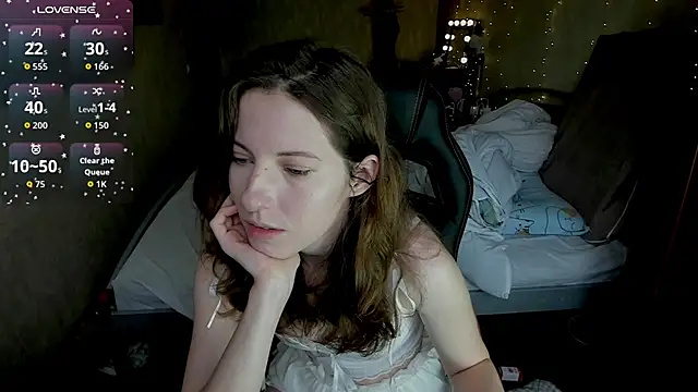 Snapshot of Agata_in_Wonderland chatting on November 2025 10:25:02 AM Agata in Wonderland online show from November 2025 10:25:02 AM