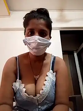 Love Foreverr12 online show from October 2025 04:46:01 AM