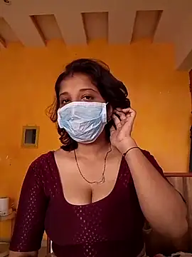 Love Foreverr12 online show from November 2025 05:52:01 AM