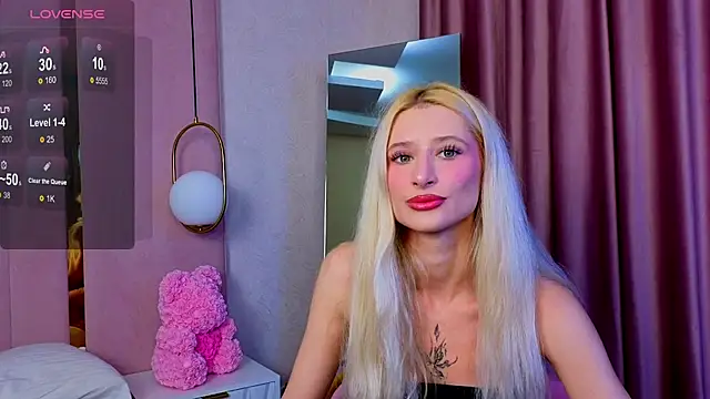 Snapshot of Monica_Leen chatting on October 2025 06:36:02 AM Monica Leen online show from October 2025 06:36:02 AM