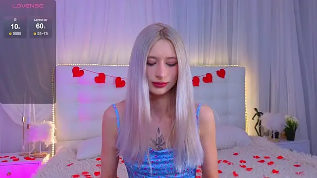 Monica Leen online show from February 2026 06:21:01 AM