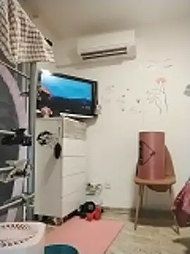 Snapshot of SweetSun69 chatting on March 2026 08:34:01 PM SweetSun69 online show from March 2026 08:34:01 PM