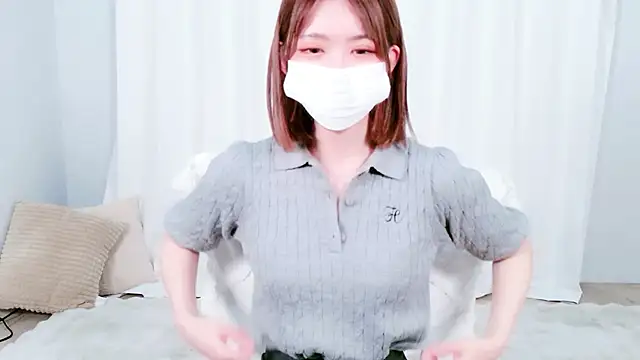 NANA chan 1 online show from November 2025 07:06:02 AM