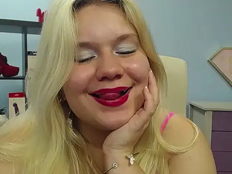 Snapshot of samantha_darling chatting on October 2025 01:23:02 PM samantha darling online show from October 2025 01:23:02 PM