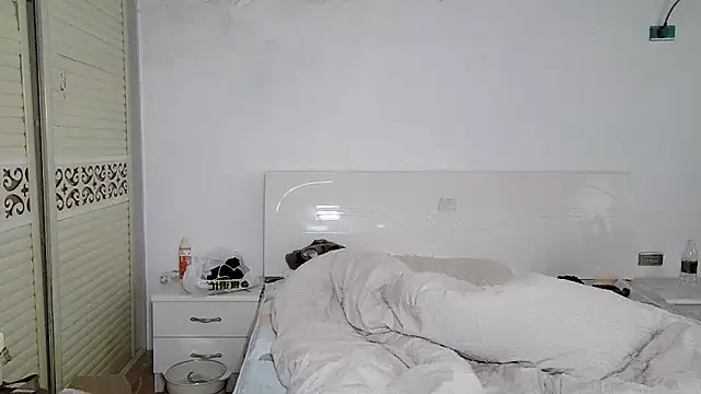 Snapshot of xxz98 chatting on December 2025 01:02:02 AM xxz98 online show from December 2025 01:02:02 AM