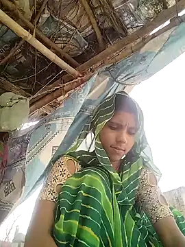 Snapshot of Laxmixx2 chatting on September 2025 04:23:02 AM Laxmixx2 online show from September 2025 04:23:02 AM