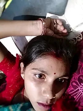 Snapshot of Laxmixx2 chatting on September 2025 04:30:01 PM Laxmixx2 online show from September 2025 04:30:01 PM