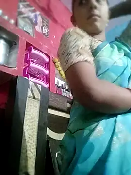 Snapshot of Laxmixx2 chatting on September 2025 12:58:02 AM Laxmixx2 online show from September 2025 12:58:02 AM