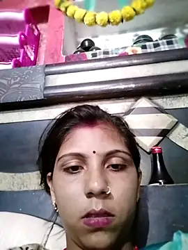 Snapshot of Laxmixx2 chatting on September 2025 10:42:02 AM Laxmixx2 online show from September 2025 10:42:02 AM