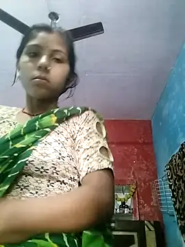 Snapshot of Laxmixx2 chatting on October 2025 06:11:02 AM Laxmixx2 online show from October 2025 06:11:02 AM