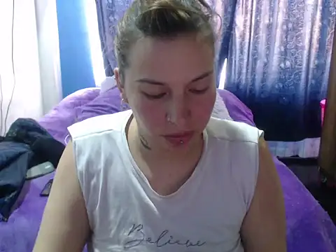 cloequeen15 online show from September 2025 09:53:01 PM