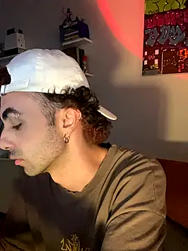 Snapshot of Inside_priv chatting on October 2025 08:09:02 PM Inside priv online show from October 2025 08:09:02 PM