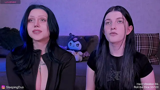 Threesomebabes online show from June 2026 07:23:02 PM