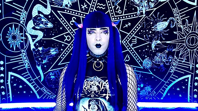 naomi satan online show from December 2025 12:31:02 AM