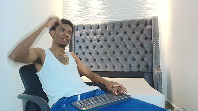 nero reyd online show from June 2026 07:19:01 PM