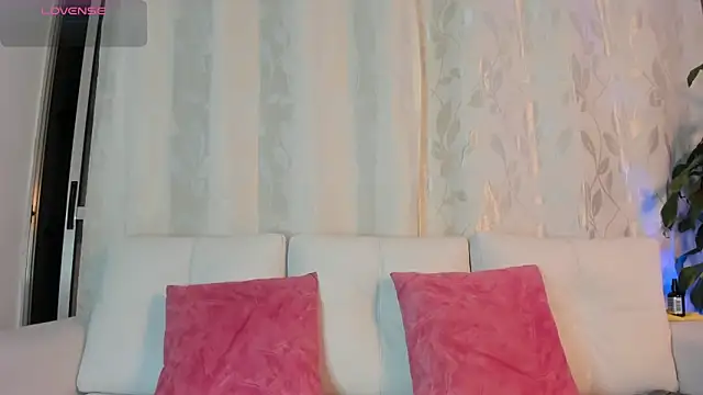 Noami Rose online show from February 2026 03:10:01 AM