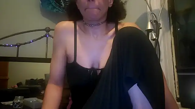 puddled wonderland online show from September 2025 12:05:01 AM