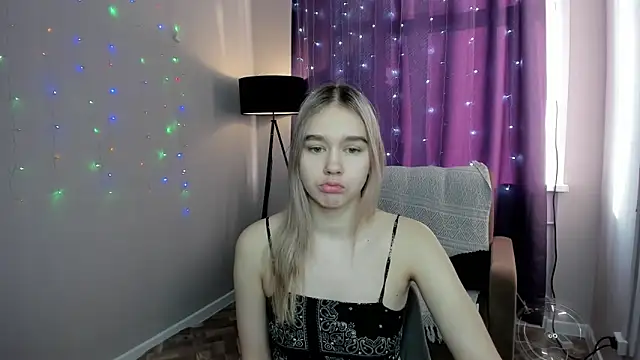 Vel1ka online show from March 2026 04:40:02 AM