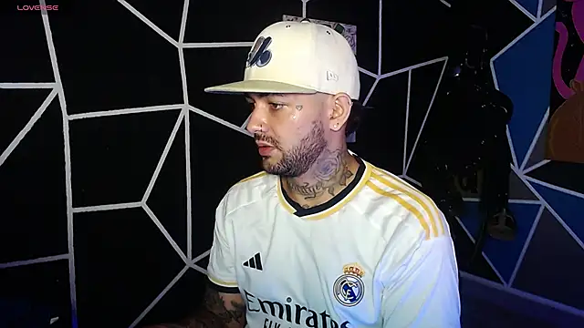 Snapshot of nicolastorres99 chatting on November 2025 02:43:02 AM nicolastorres99 online show from November 2025 02:43:02 AM