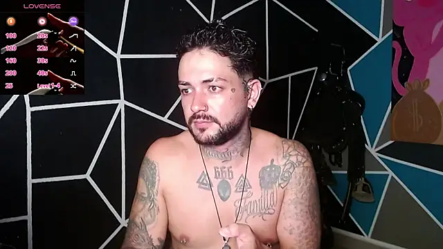 Snapshot of nicolastorres99 chatting on November 2025 03:18:02 AM nicolastorres99 online show from November 2025 03:18:02 AM