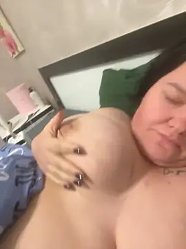 Snapshot of SunnyLeila2101 chatting on November 2025 09:50:02 PM SunnyLeila2101 online show from November 2025 09:50:02 PM