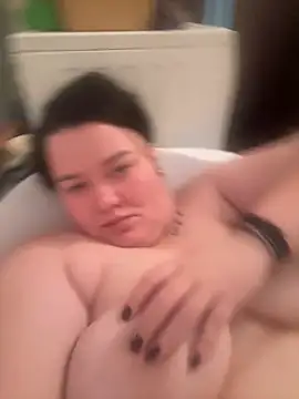 Snapshot of SunnyLeila2101 chatting on November 2025 08:52:02 AM SunnyLeila2101 online show from November 2025 08:52:02 AM