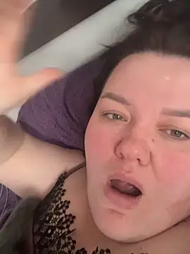 Snapshot of SunnyLeila2101 chatting on November 2025 11:02:02 AM SunnyLeila2101 online show from November 2025 11:02:02 AM