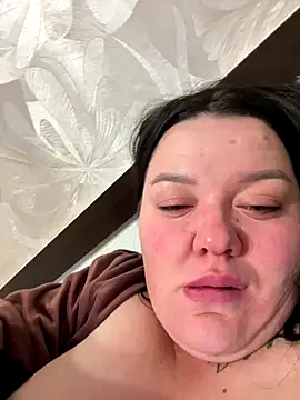 Snapshot of SunnyLeila2101 chatting on December 2025 09:42:01 PM SunnyLeila2101 online show from December 2025 09:42:01 PM