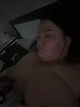 Snapshot of SunnyLeila2101 chatting on December 2025 05:49:01 AM SunnyLeila2101 online show from December 2025 05:49:01 AM