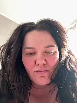 Snapshot of SunnyLeila2101 chatting on February 2026 11:31:01 AM SunnyLeila2101 online show from February 2026 11:31:01 AM