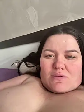 Snapshot of SunnyLeila2101 chatting on February 2026 10:40:01 AM SunnyLeila2101 online show from February 2026 10:40:01 AM