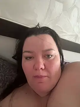 Snapshot of SunnyLeila2101 chatting on February 2026 06:59:02 AM SunnyLeila2101 online show from February 2026 06:59:02 AM