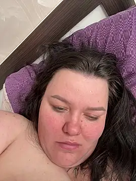 Snapshot of SunnyLeila2101 chatting on March 2026 07:32:02 AM SunnyLeila2101 online show from March 2026 07:32:02 AM