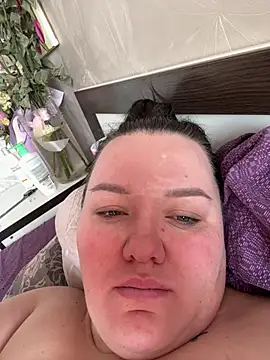 Snapshot of SunnyLeila2101 chatting on March 2026 07:26:02 AM SunnyLeila2101 online show from March 2026 07:26:02 AM