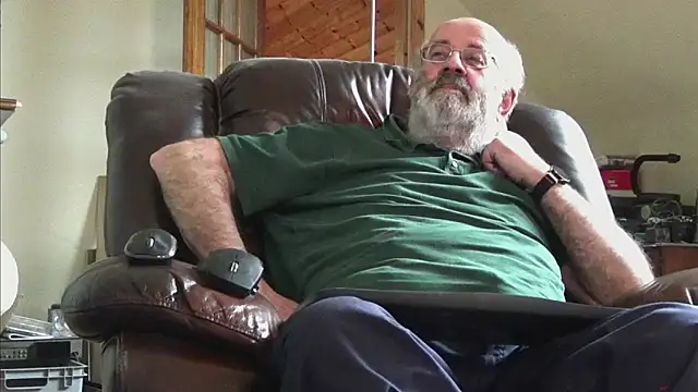 janzer13 online show from November 2025 01:54:02 PM