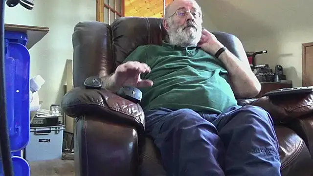 janzer13 online show from February 2026 02:37:02 PM