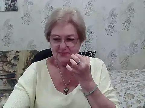 Renata62011 online show from October 2025 12:06:02 PM