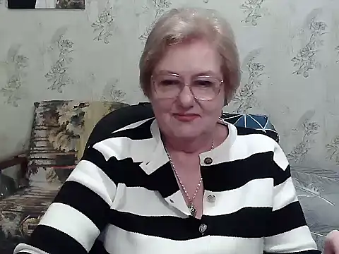 Snapshot of Renata62011 chatting on January 2026 05:27:02 PM Renata62011 online show from January 2026 05:27:02 PM