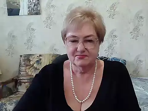 Snapshot of Renata62011 chatting on January 2026 01:48:02 PM Renata62011 online show from January 2026 01:48:02 PM
