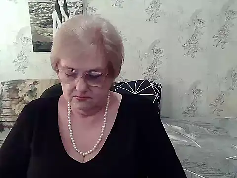 Snapshot of Renata62011 chatting on April 2026 11:19:02 AM Renata62011 online show from April 2026 11:19:02 AM