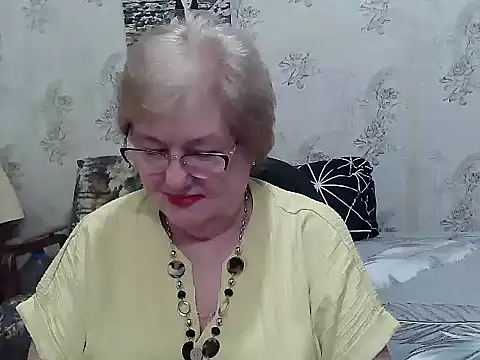 Snapshot of Renata62011 chatting on May 2026 12:21:01 PM Renata62011 online show from May 2026 12:21:01 PM